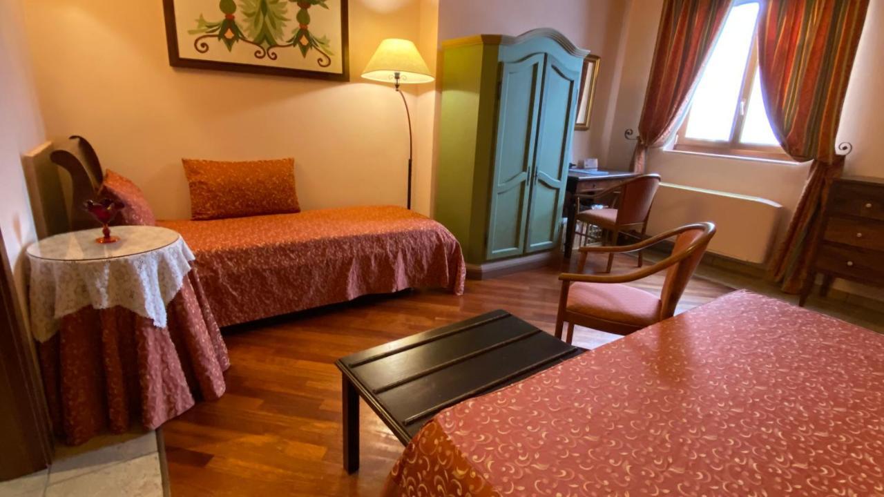 Relais Abbazia Santa Anastasia Resort & Winery Кастелбуоно Екстериор снимка