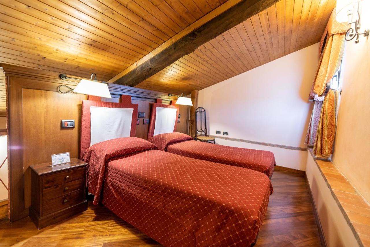 Relais Abbazia Santa Anastasia Resort & Winery Кастелбуоно Екстериор снимка