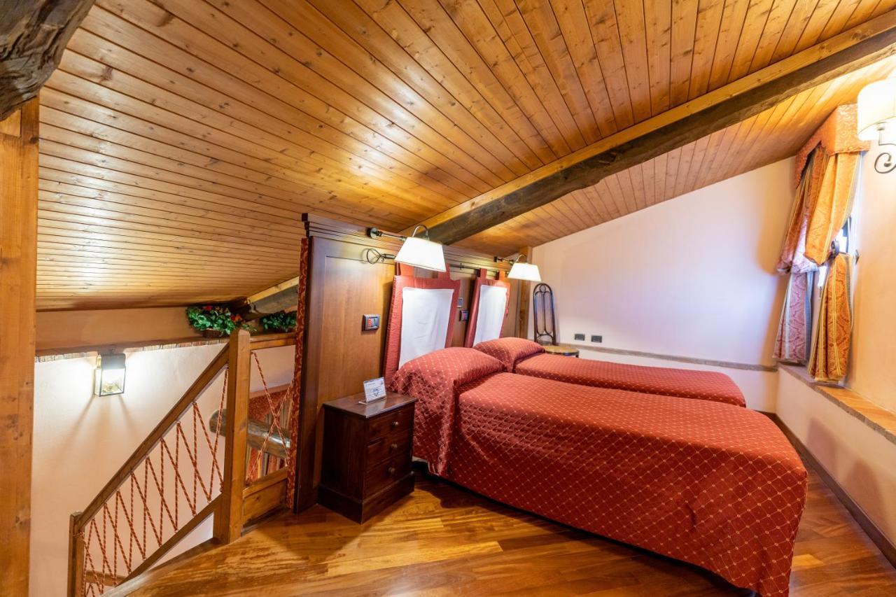 Relais Abbazia Santa Anastasia Resort & Winery Кастелбуоно Екстериор снимка