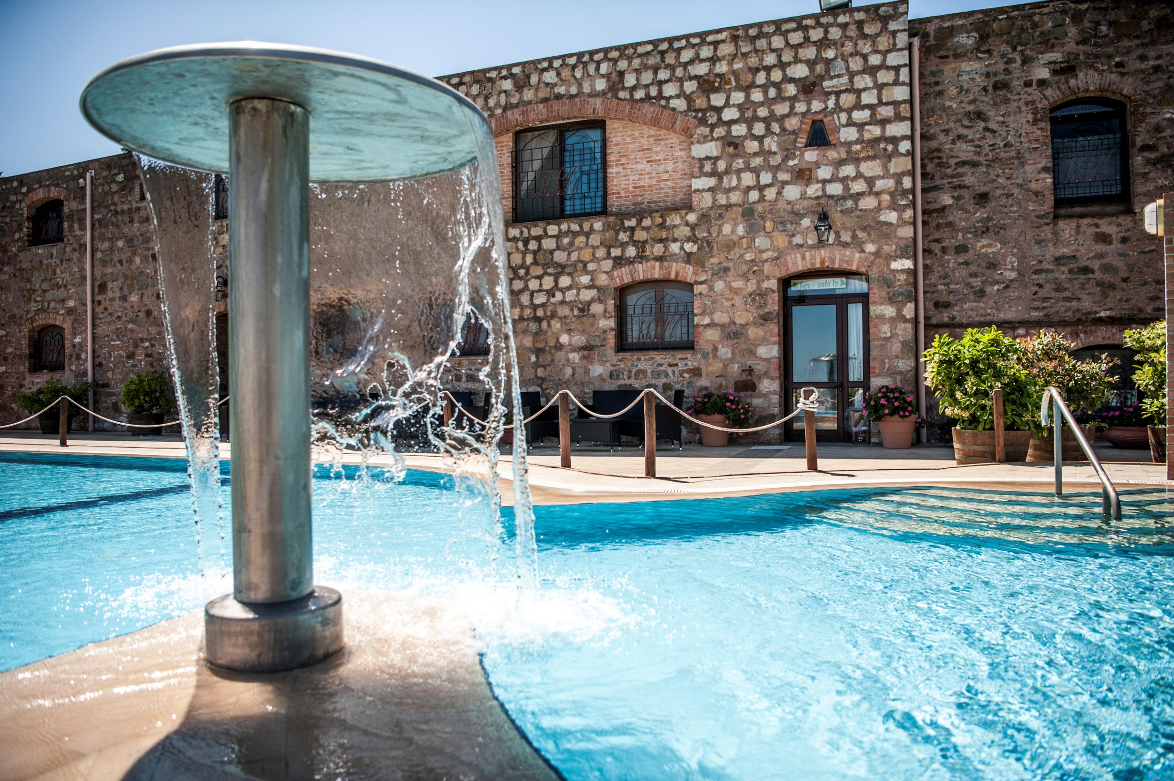 Relais Abbazia Santa Anastasia Resort & Winery Кастелбуоно Екстериор снимка